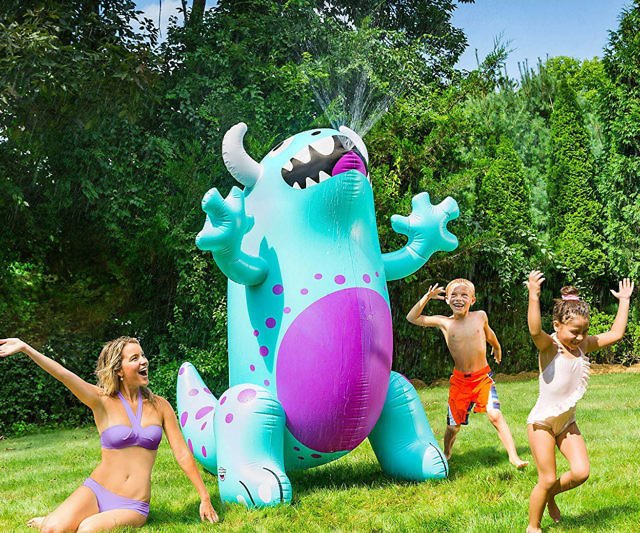 BigMouth Inc. Ginormous Inflatable Cute Monster Yard Summer Sprinkler
